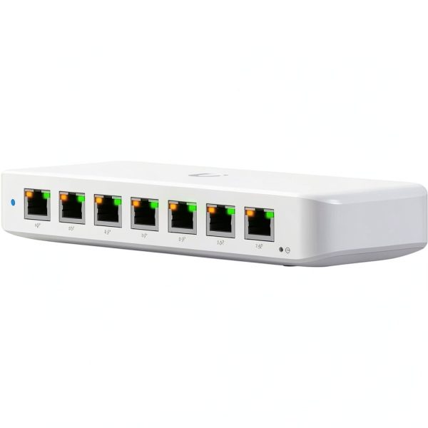 Ubiquiti Ultra 8 Port Gigabit PoE Managed Network Switch-1